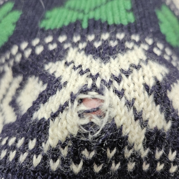 Blarney Castle Designs Sweater Medium Shamrocks Wool Fairisle - Picture 10 of 14